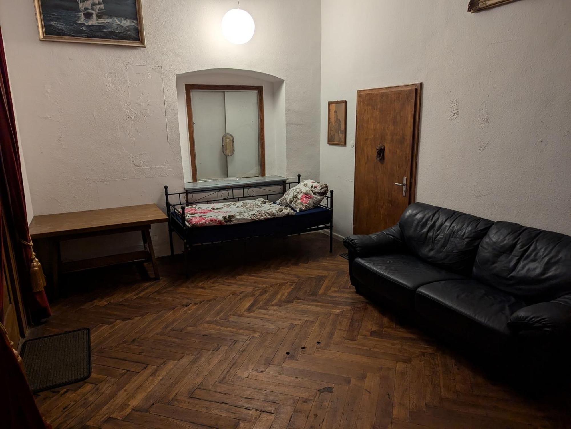 Alte Bahnhofshallen ريدلينغن المظهر الخارجي الصورة